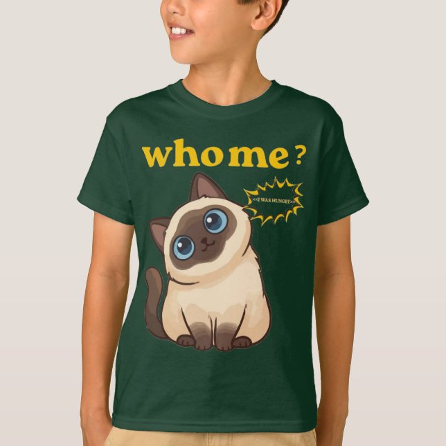 Who, Me? I Was Hungry – Funny Cute Cat T-Shirt (Framsida)