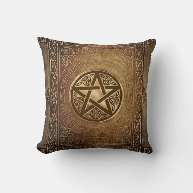 Wicca Rustica: Boken av skuggar Kudde (Framsida)