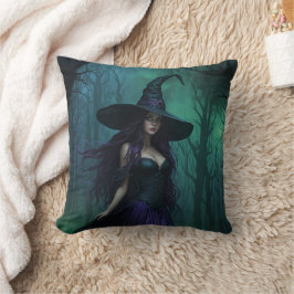Wicked Halloween Witch in Lila and Black Kudde