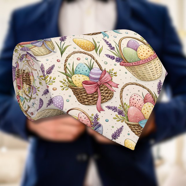 Wicker Basket Easter Eggs with Lavender Slips (Skapare uppladdad)