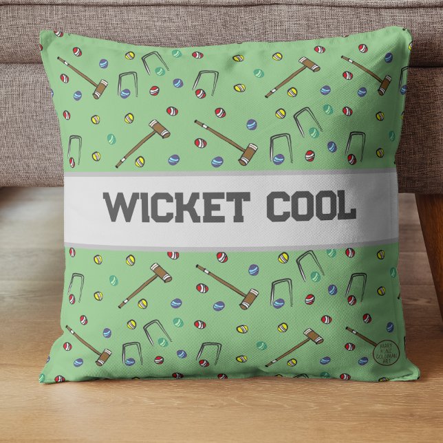 Wicket Coola Croquet Pun Hand-Illustrated Whimsica Kudde (Indulge in a blend of whimsy and sophistication as you relax in the company of 'Wicket Cool.')