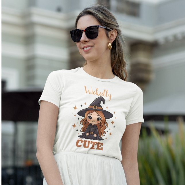 Wickly Cute Halloween Witch | Spooky Adsible T Shirt (Skapare uppladdad)