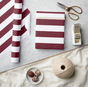 Wide Autumn Burgundy och White Stripe Mönster Presentpapper