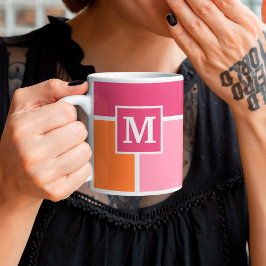 Wide Feminine Rand med Monogram Kaffemugg