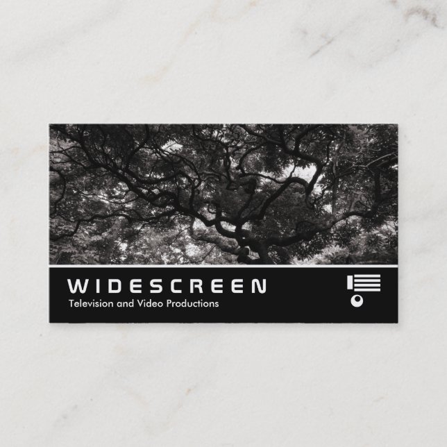 Widescreen 411 - Bland Magnolia Träd - Varm Visitkort (Framsida)