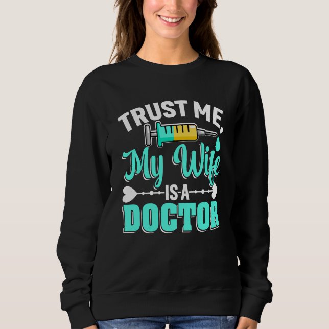 Wife Is A Doctor Med School Medical Students Docto T Shirt (Framsida)