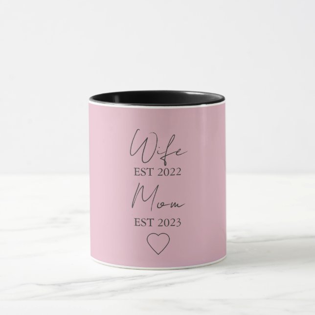 Wife & Mom Est. – Minimalist Valentine Gift Mugg (Center)
