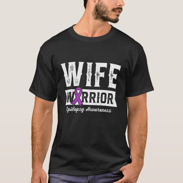 Wife of a Warrior Epilepsy Wife Purple Ribbon Supp T Shirt (Framsida)