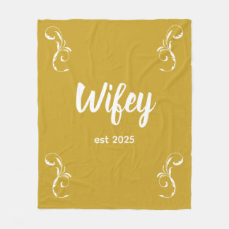 Wifey Custom Gold Bride, Fiance Gift Fleecefilt