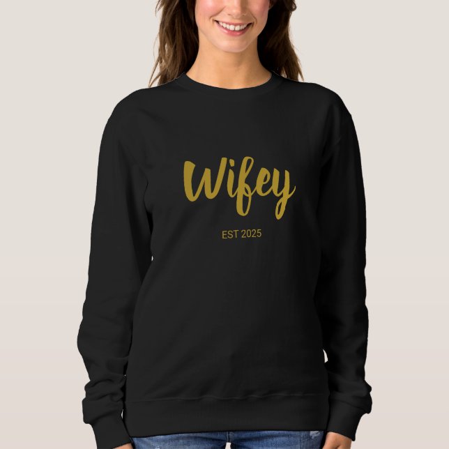 Wifey Custom Gold Bride, Fiance Gift T Shirt (Framsida)