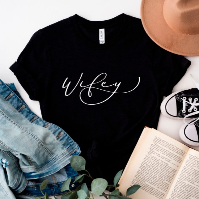 Wifey Cute Script Newlyed Shirt T Shirt (Skapare uppladdad)