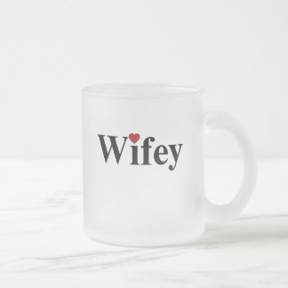 Wifey Frostad Glasmugg
