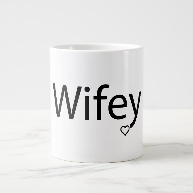 Wifey - Jumbo Mugg (Framsidan)