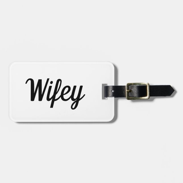 Wifey Luggage Tag Bagagebricka (Horisontell Framsida)