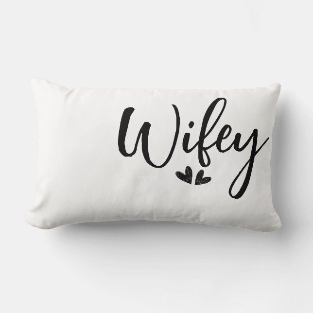 Wifey, minimalist wedding pillow  lumbarkudde (Framsida)