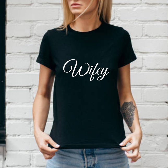 Wifey Modern Honeymoon White Script Black Women's T Shirt (Skapare uppladdad)