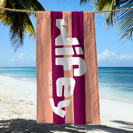 Wifey Newlyged Bride Coral Rosa Rand Beach Towel