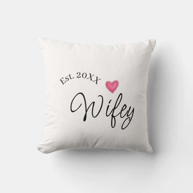 Wifey rött hjärta est. År framtida fru valentine's Kudde (Framsida)