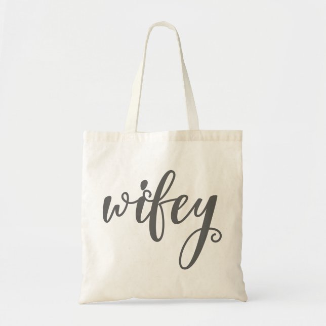 Wifey Tote Bag Tygkasse (Framsidan)