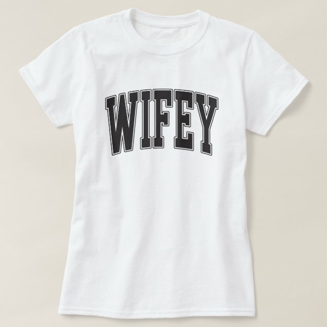 Wifey Varsity Atletisk Stils Dam T Shirt (Design framsida)