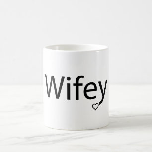 Wifey - vit 11 uns klassikermugg kaffemugg