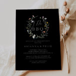 Wild Floral Black I Do BBQ Engagement Party Inbjudningar<br><div class="desc">Den här vild svarta "I Do"-inbjudan till BBQ-ingrepp är perfekt för en modern förlovningsfest,  repetitionsmiddag,  pardusch,  efter fest eller bröllop. Utformningen har vattenfärgsblommor,   blommor,  lila-,  marinblommor och vit elegant med emerald grönt löv i mörkens bakgrund.</div>