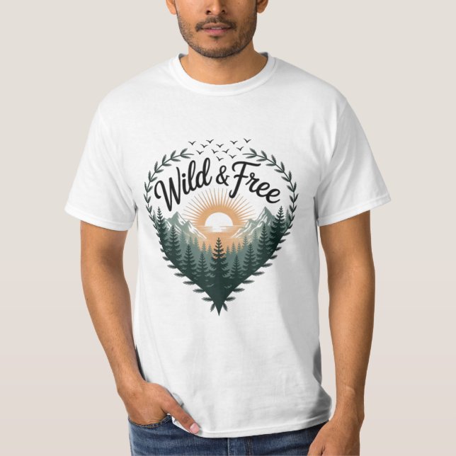 ☀️ Wild & Free – Sunrise Over Forest T Shirt (Framsida)