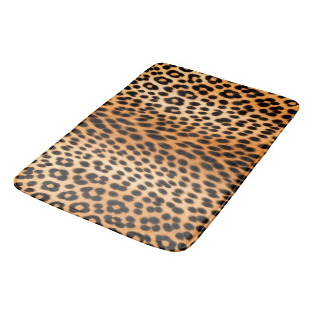 Wild Leopard Energy – Djärva djurtryckta modeplagg Badrumsmatta (Vinklad)