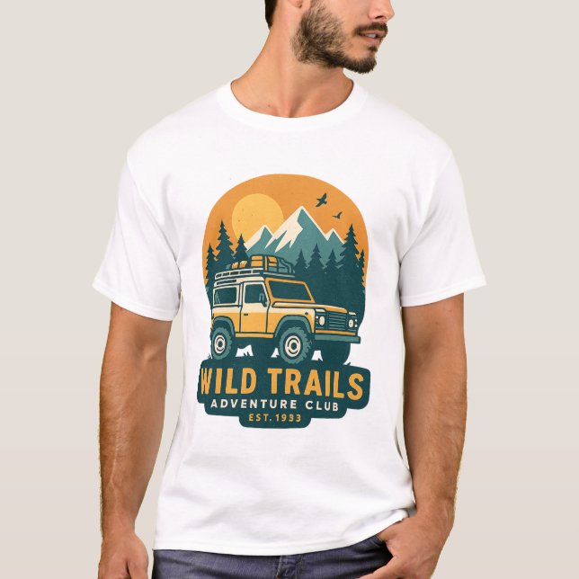 Wild Trails Adventure Club — Off-Road 4x4 Mountain T Shirt (Framsida)