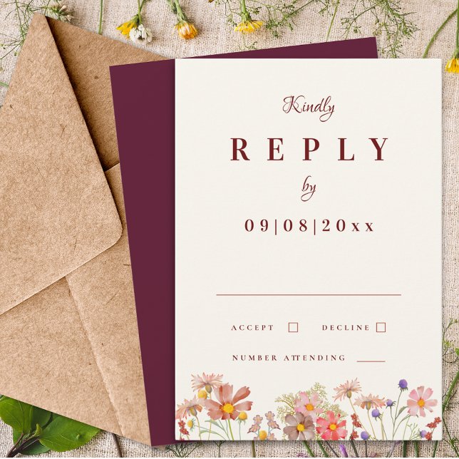 WildblomBoho Burgundy Fall Wedding Reply OSA Kort (Elegant wildflower burgundy fall wedding invitation RSVP enclosure card)