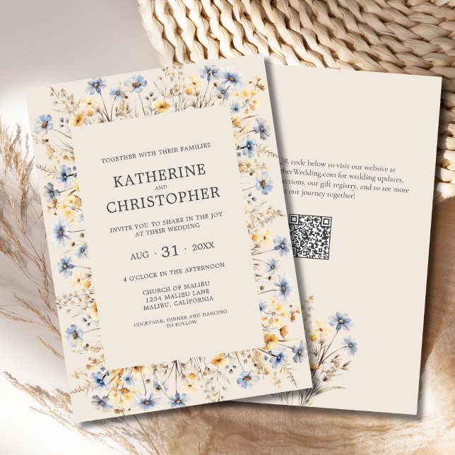 WildblomBOHO Watercolor Elegant Beige Bröllop Inbjudningar (BOHO Wildflowers Wedding Invitation with Blue and Yellow Wildflowers, QR Code, Beige Background.)