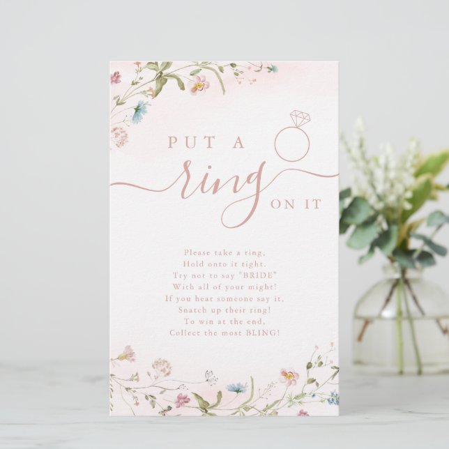 Wildblomma satte ring på möhippan (Stående Fram)