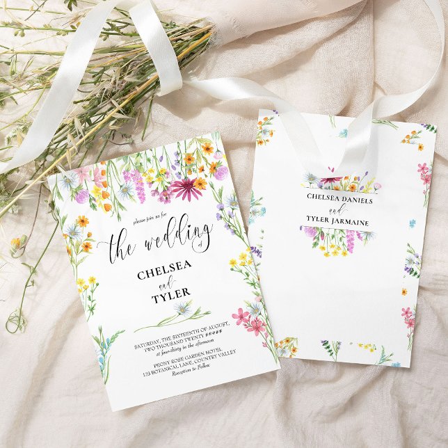 WildblommBröllop Söt Blommigt Namn Ram Inbjudningar (Wildflower Wedding Invitation with full names on the back | Wildflower Meadow Wedding Collection)