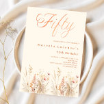 Wildblommor 50-årsdag lyx<br><div class="desc">En elegant på 50-årsinbjudan. En gräddbeige färgads bakgrund som dekoreras med vattenfärgade vilda blommor i beige,  rosa,  dammig grönt. Femtio är skrivna med ett stil-skript med stor hand.</div>