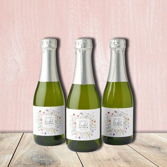 Wildblommor Möhippa (Wildflowers bridal shower personalized mini champagne bottle labels)