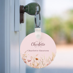 Wildblommor rosa beige monogram nyckelring