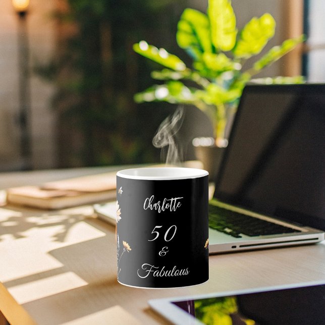 Wildblommor svart gult 50 fantastiska födelsedag kaffemugg (Skapare uppladdad)