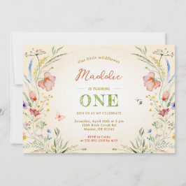 Wildblomning som vandrar en första flickans födels inbjudningar