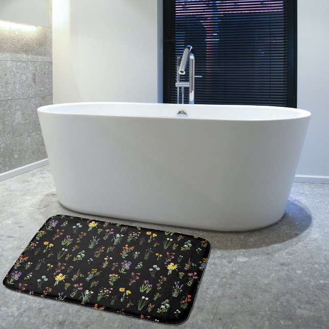 Wildblomsterfärgad svart botanisk Blommigt Badrumsmatta (Wildflower Watercolor Black Botanical Floral Bath Mat)