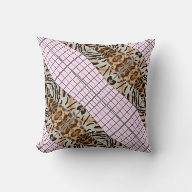 Wildcat Matrix - Bengal Cat Leopard Pink Rose Kudde (Framsida)