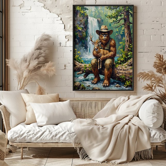 Wilderness Embrace: Sasquatch och Young Hjort Poster (Skapare uppladdad)