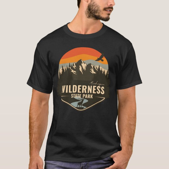 Wilderness State Park Michigan MI Retro Camping gi T Shirt (Framsida)