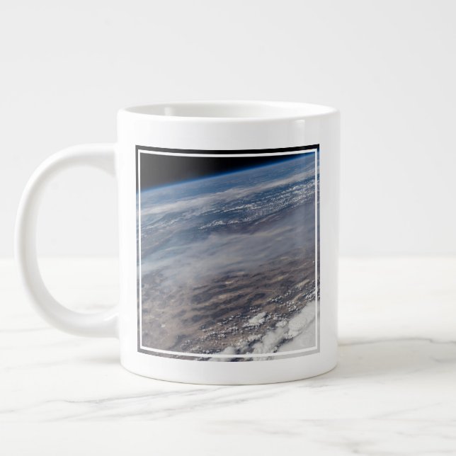 Wildfire runt Yosemite National Park. Jumbo Mugg (Vänster)
