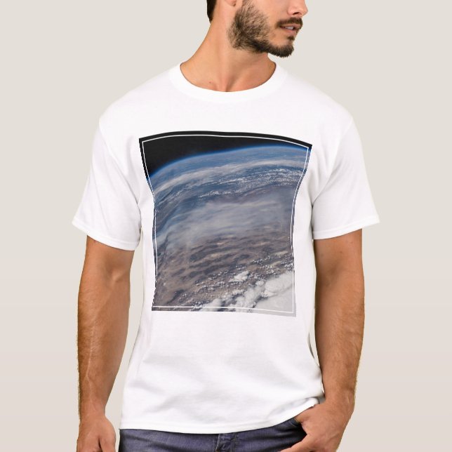 Wildfire runt Yosemite National Park. T Shirt (Framsida)