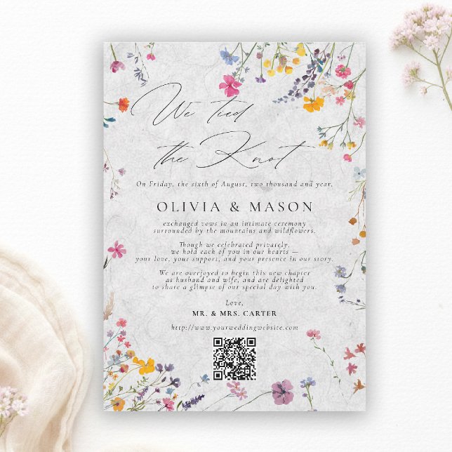 Wildflower Garden Modern Bröllopsannons Inbjudningar (wildflower wedding announcement watercolor garden backyard barn summer spring elegant romantic ivory)