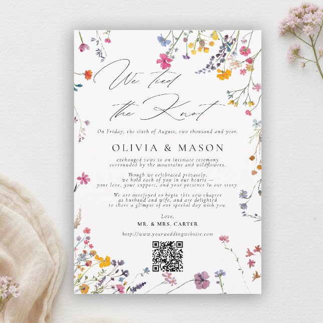 Wildflower Garden Modern Chic Wedding Announcement Inbjudningar (wildflower wedding announcement watercolor garden backyard barn summer spring elegant romantic)