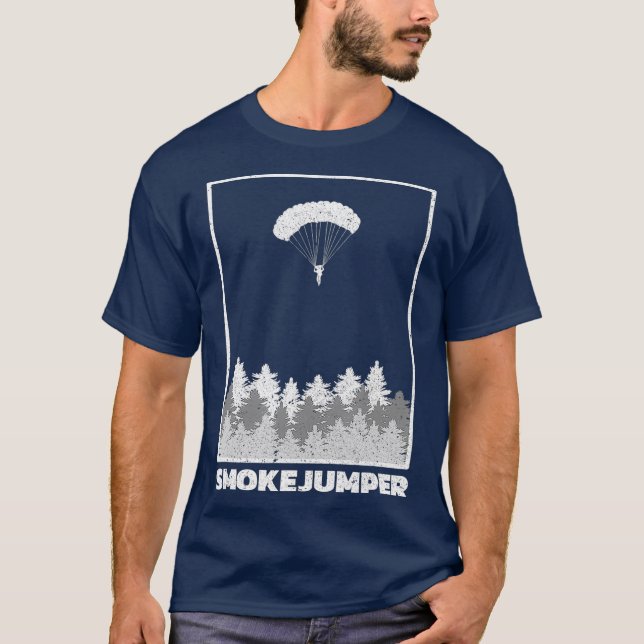 Wildland Firefighter Smoke Jumper Retro T Shirt (Framsida)