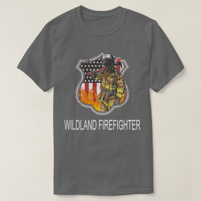 Wildland Firefighter Thin Red Line Fireman Gifts T Shirt (Design framsida)