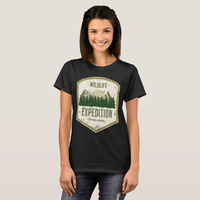 WildLife Expedition Outdoor Summer Vacation Family T Shirt (Hel framsida)