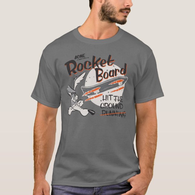 WILE E. COYOTE™ ACME Raketbräda T Shirt (Framsida)